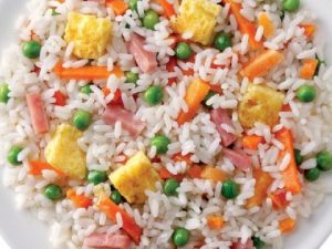 ARROZ 3 DELICIAS CON TORTILLA