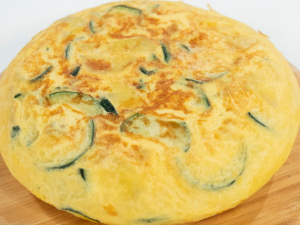 TORTILLA PATATA CON CALABACÍN